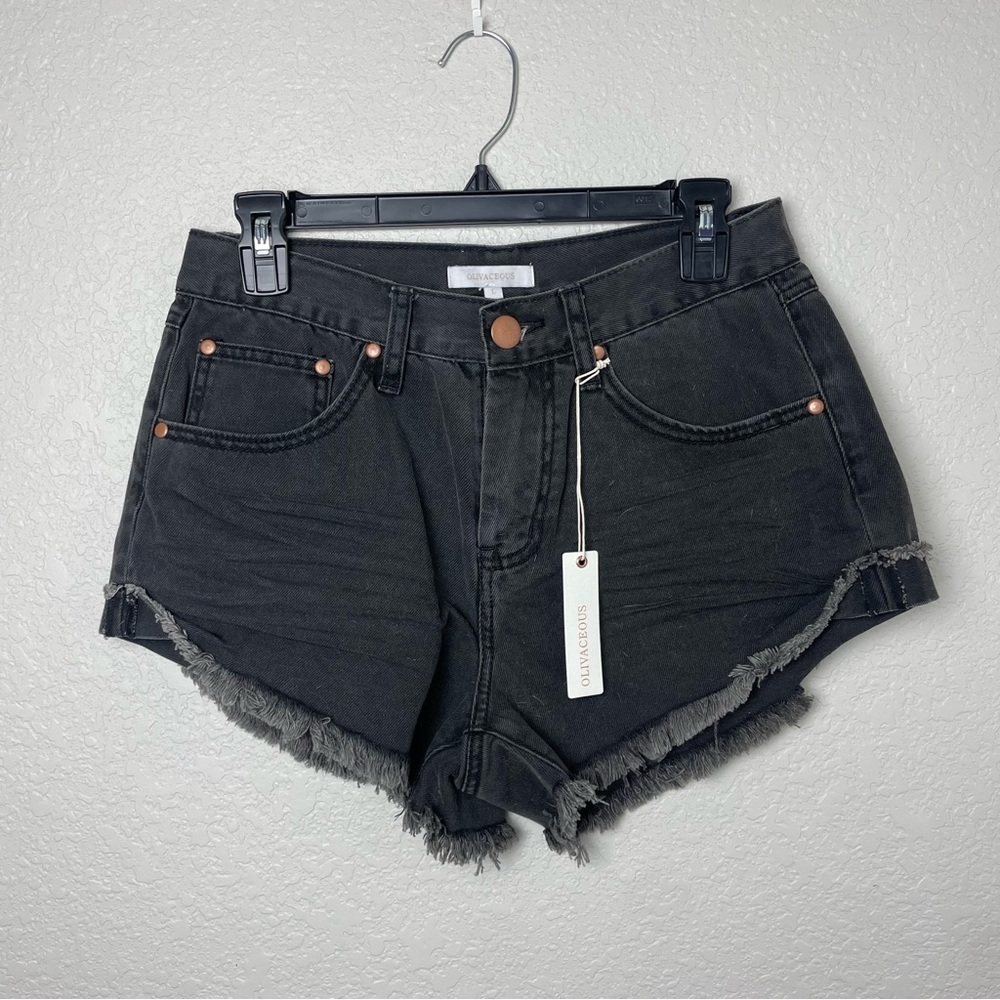 BNWT! Olivaceous 100% Cotton Charcoal Jean Shorts Size L (RUN SMALL)